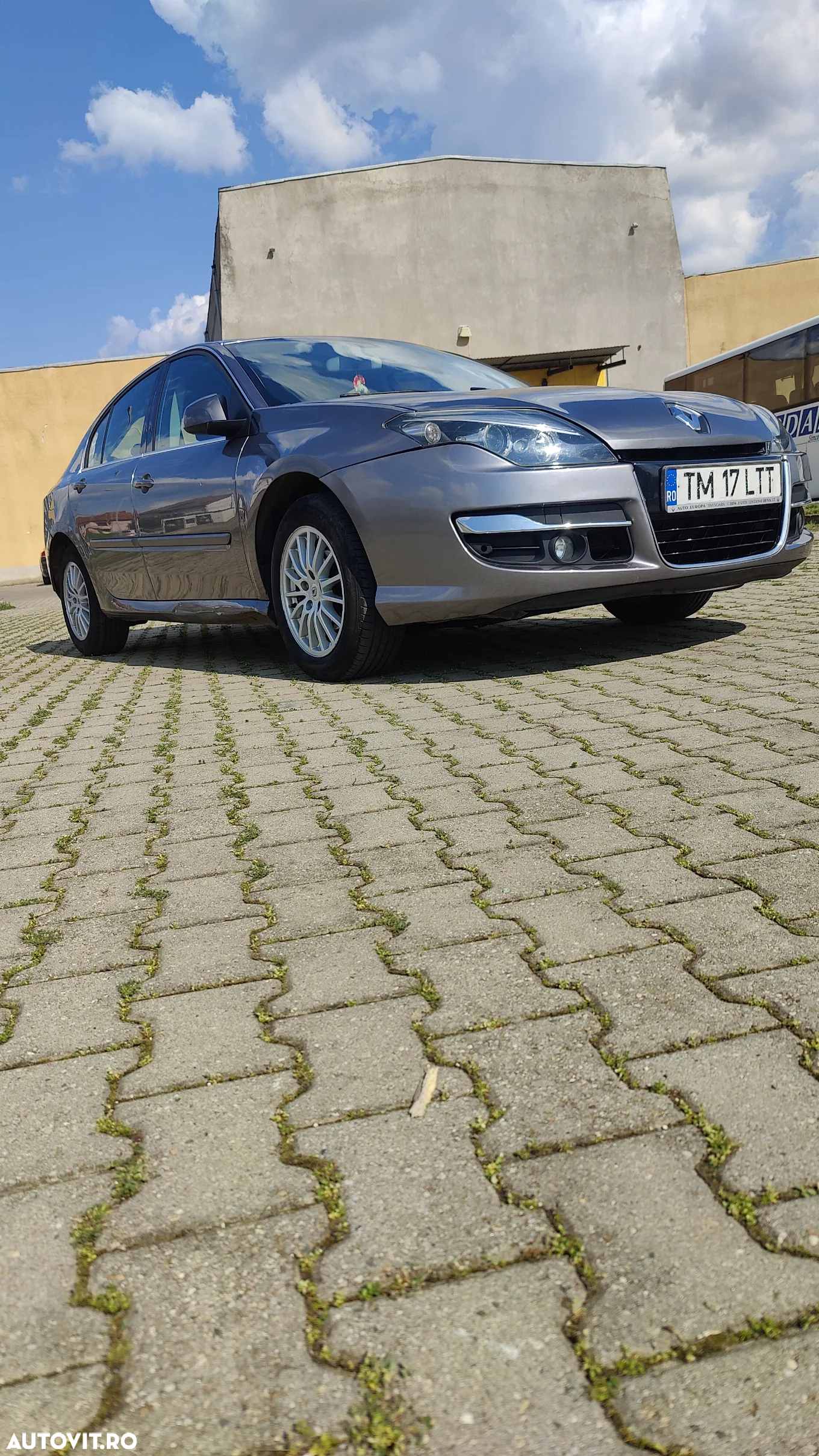 Renault Laguna dCi 110 FAP Dynamique - 2