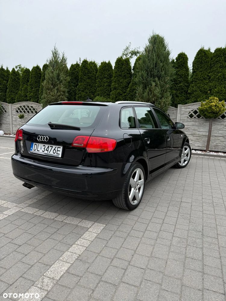 Audi A3 Sportback - 4