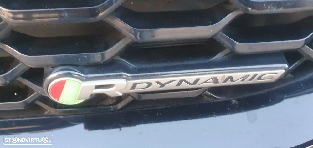 Jaguar XE 2.0 D R-Dynamic S AWD - 8