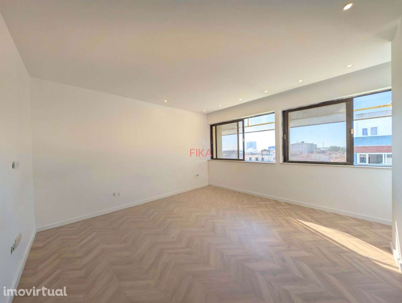 Apartamento T3 totalmente remodelado no centro de Setúbal - Grande imagem: 4/29