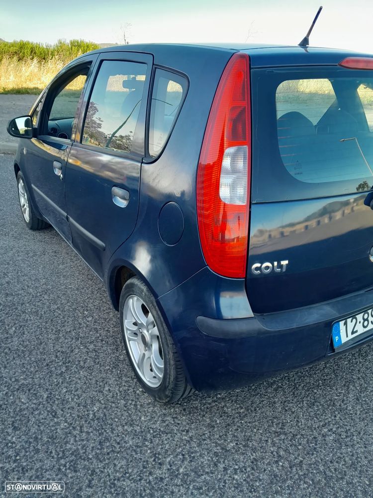 Mitsubishi Colt 1.1 Inform — fotografia 2