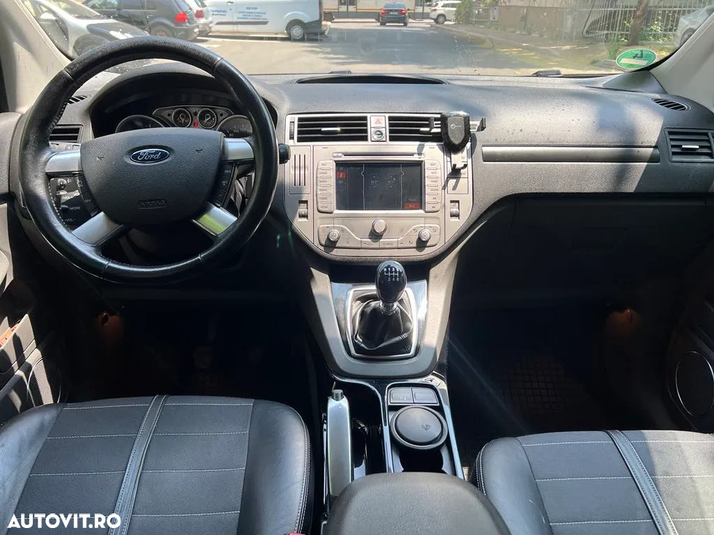 Ford Kuga 2.0 TDCi 4WD Titanium - 5