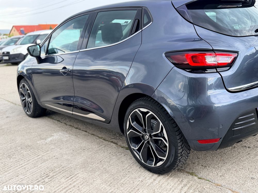 Renault Clio - 27