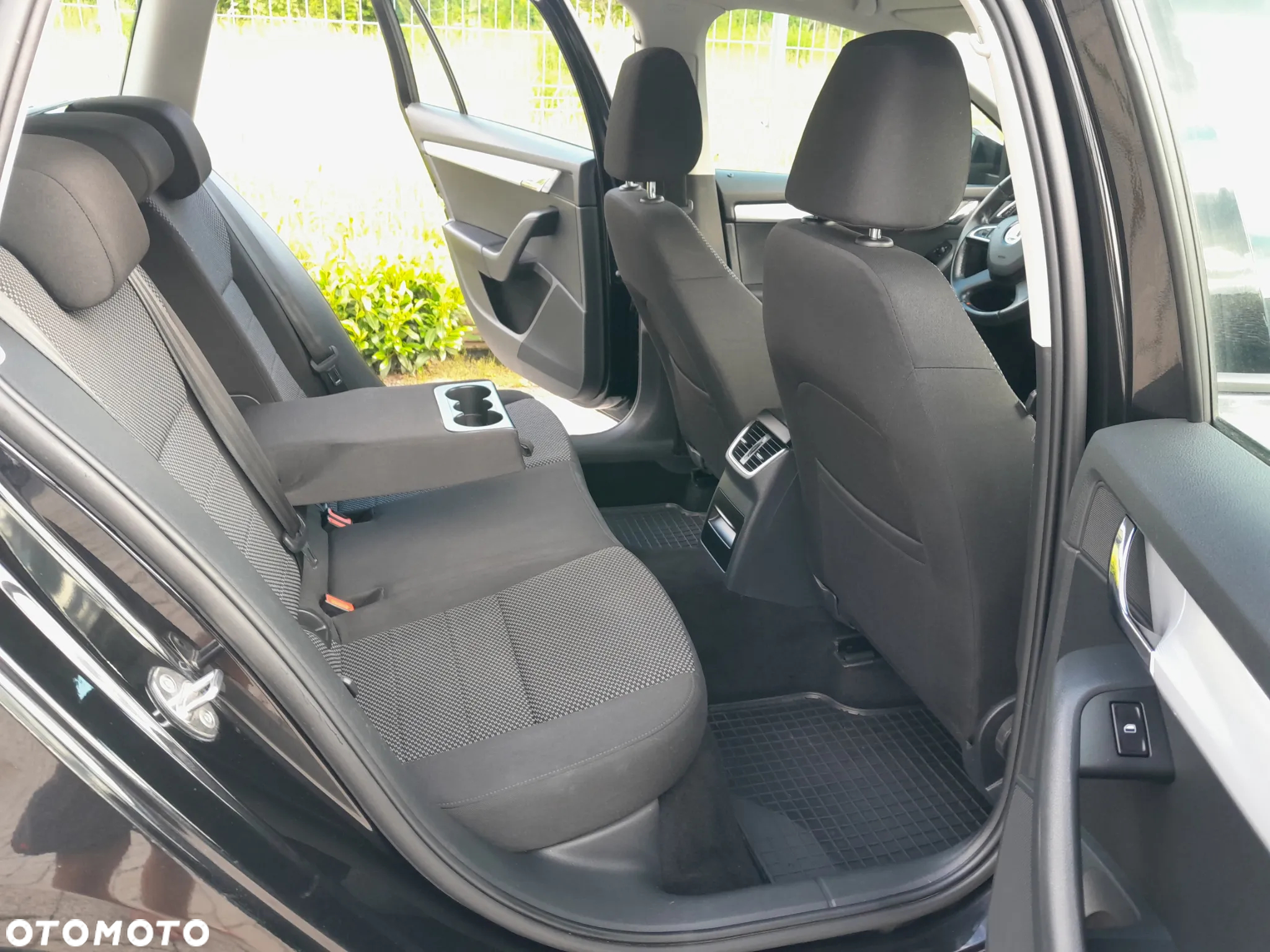 Skoda Octavia 1.6 TDI Active - 8