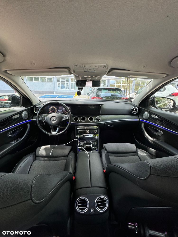 Mercedes-Benz E-Class 2016 photo 3