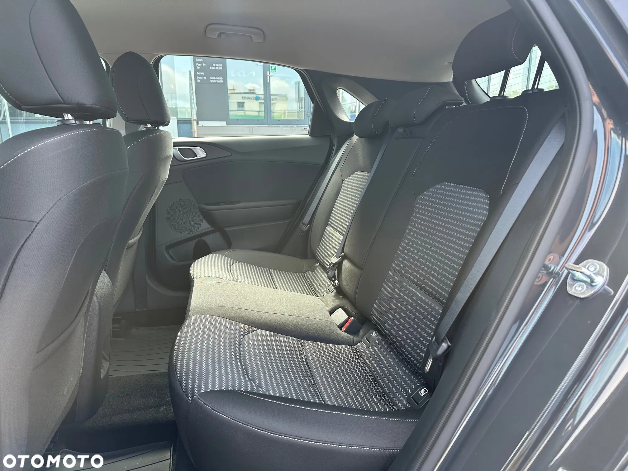 Kia Ceed 1.5 T-GDI M DCT - 14