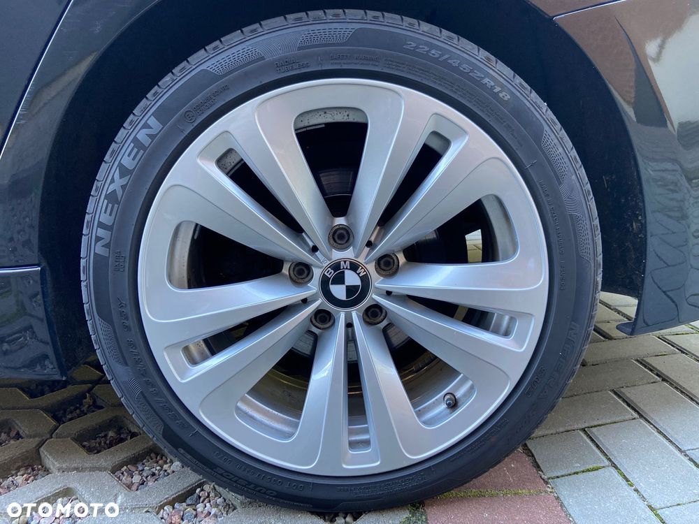 BMW Seria 3 320d Touring xDrive Sport Line - 11