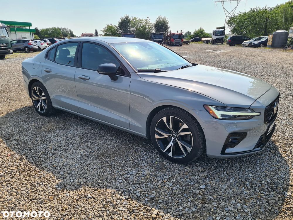 Volvo S60 B5 B AWD Plus Dark - 10