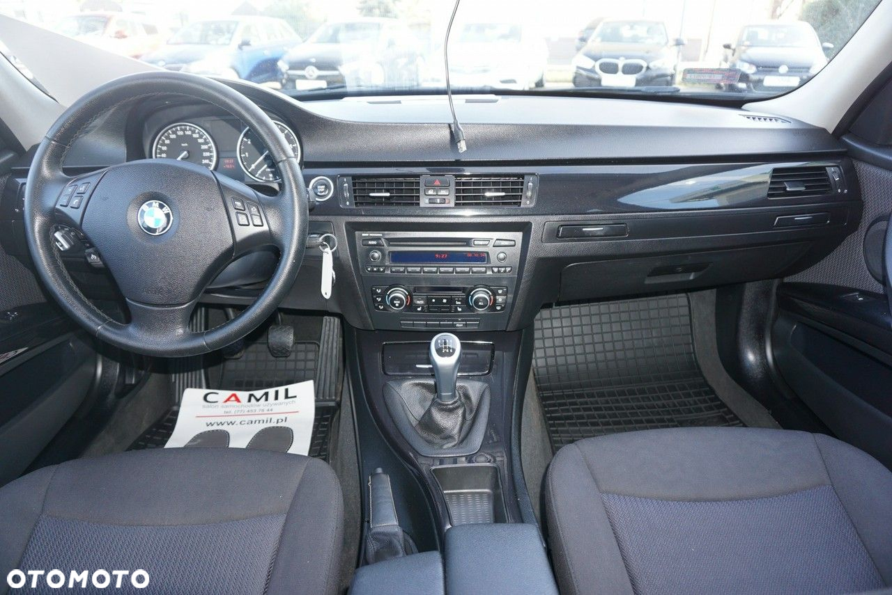 BMW Seria 3 - 15