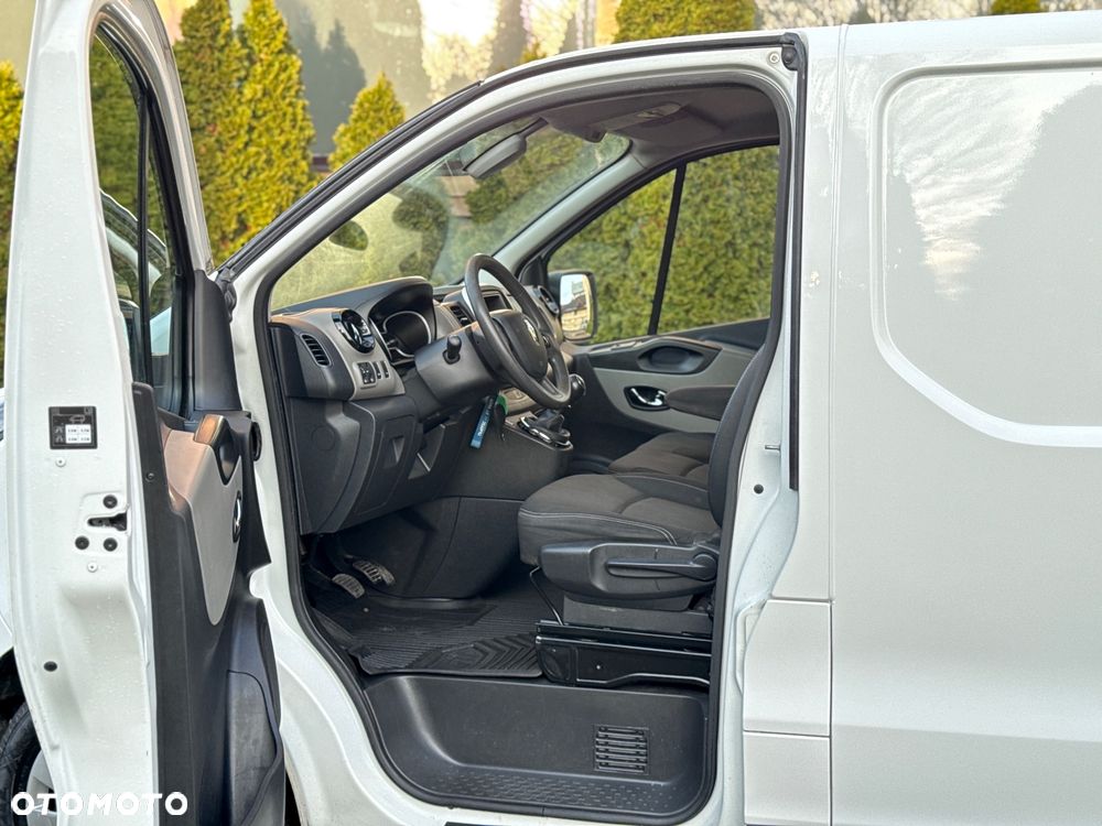 Renault Trafic - 17