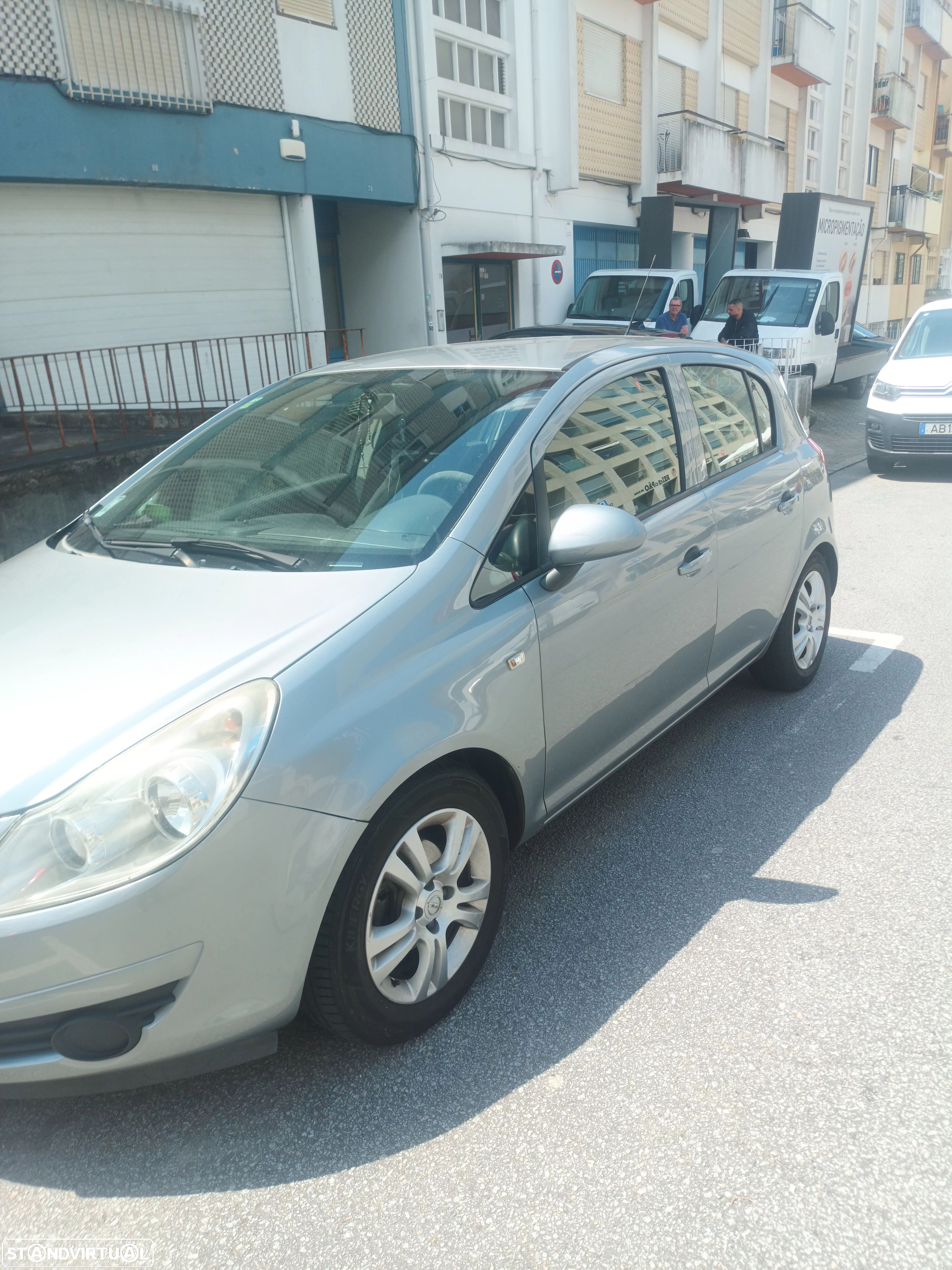 Opel Corsa 1.2 Cosmo 111 - 1