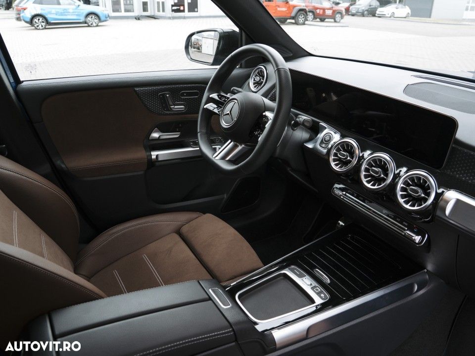 Mercedes-Benz GLB 250 4MATIC Aut. - 12