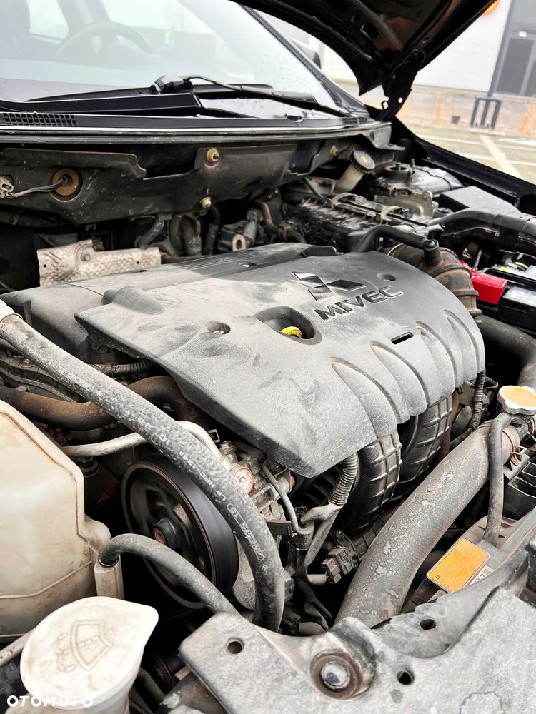 Mitsubishi Lancer - 26