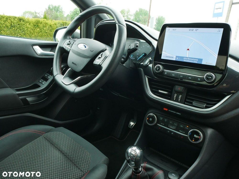 Ford Fiesta - 11