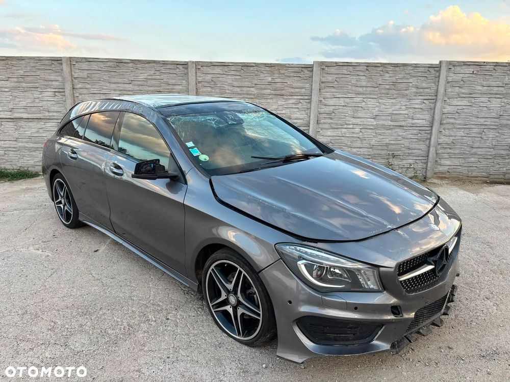 Mercedes-Benz CLA 200 d 7G-DCT AMG Line - 1