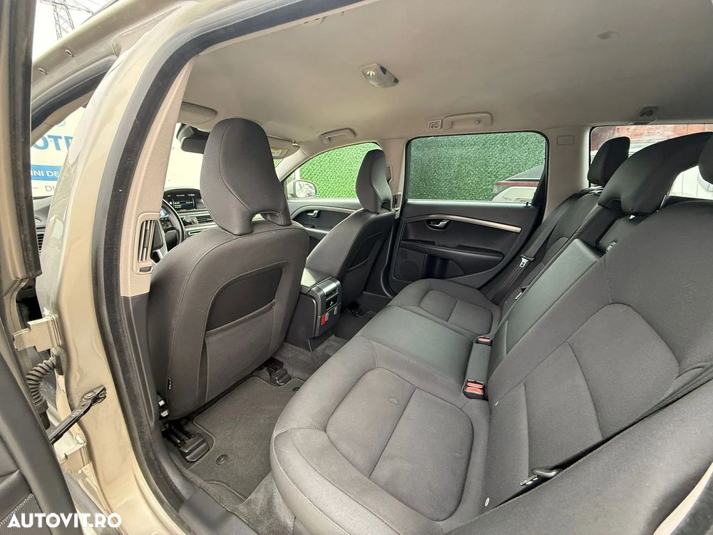 Volvo V70 D2 Linje Classic - 10