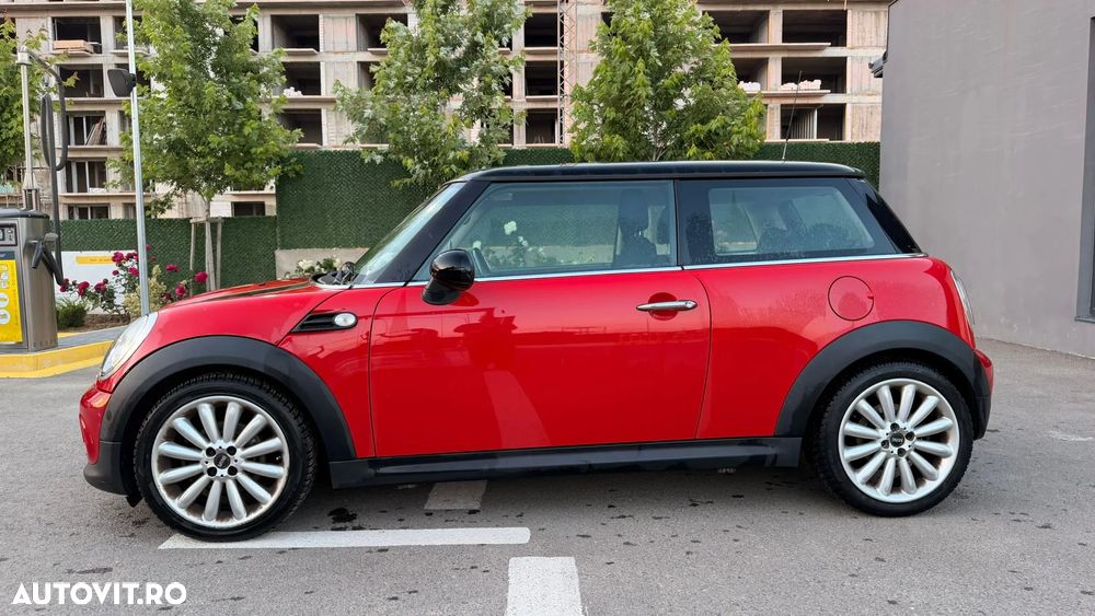 Mini Cooper AT6 - 1