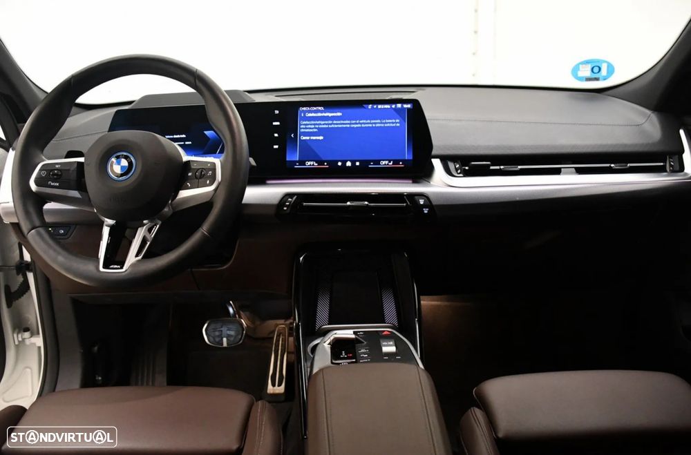 BMW iX2 eDrive20 Edição Desportiva M - 5