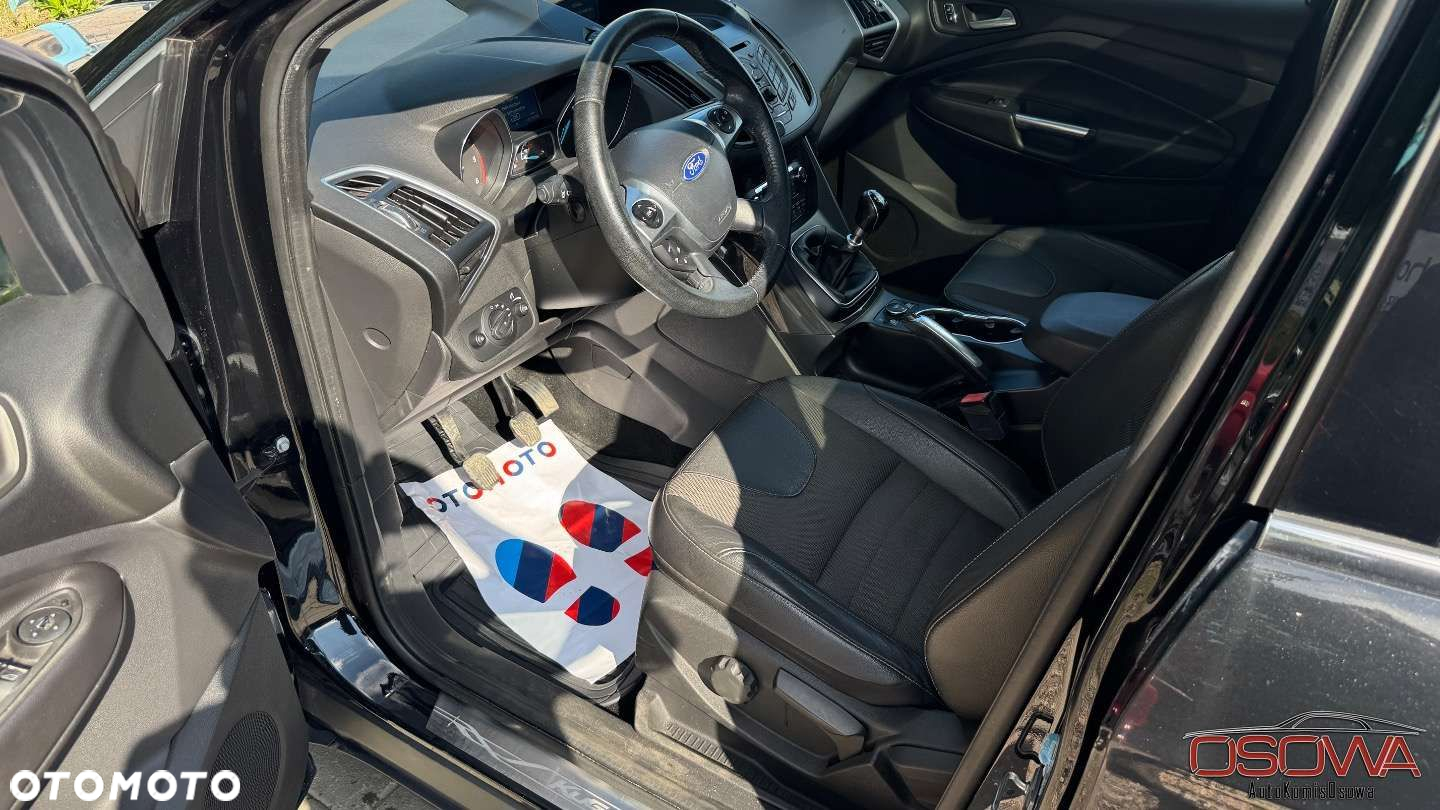 Ford Kuga - 13