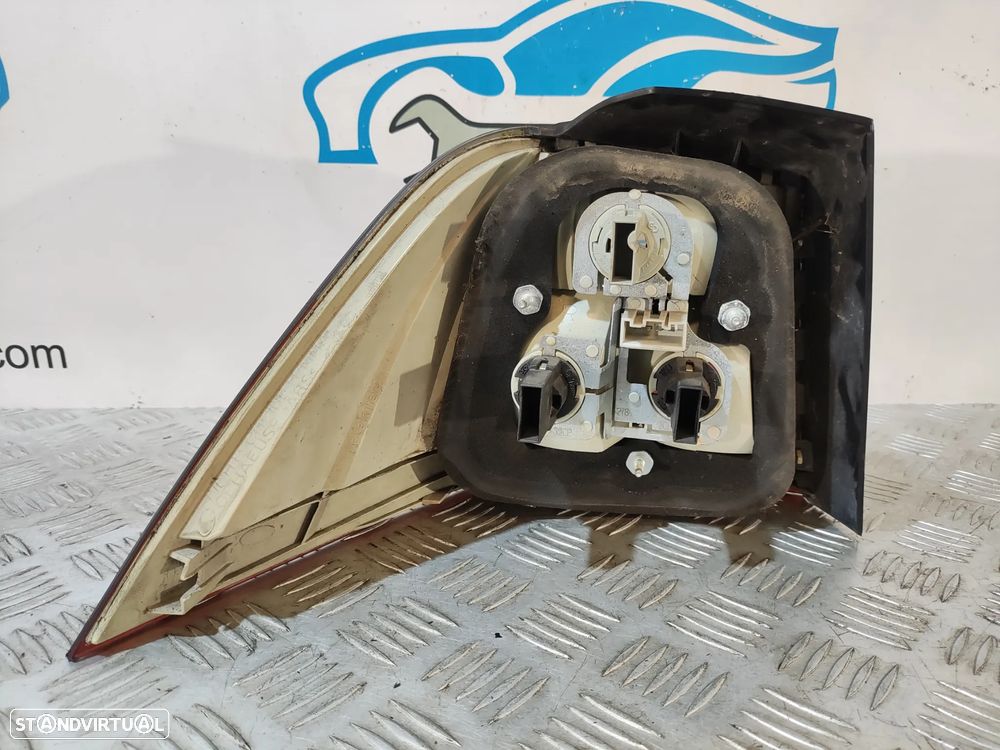 FAROLIM TRASEIRO TRÁS DIREITO BMW SERIE 5 E61 TOURING 63216925892 6925892 - 8