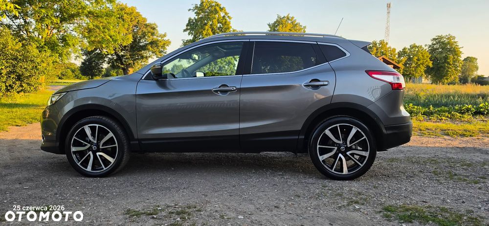Nissan Qashqai 1.6 dCi Xtronic TEKNA+ - 6