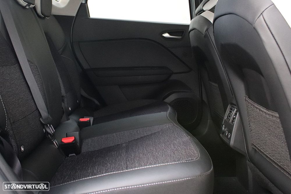 Renault Captur 1.0 TCe Techno Bi-Fuel - 23