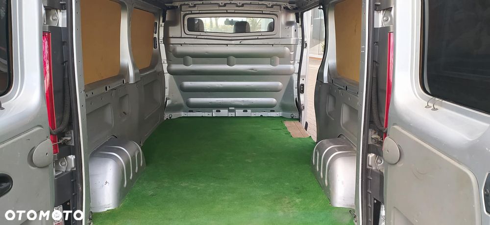 Renault Trafic - 11