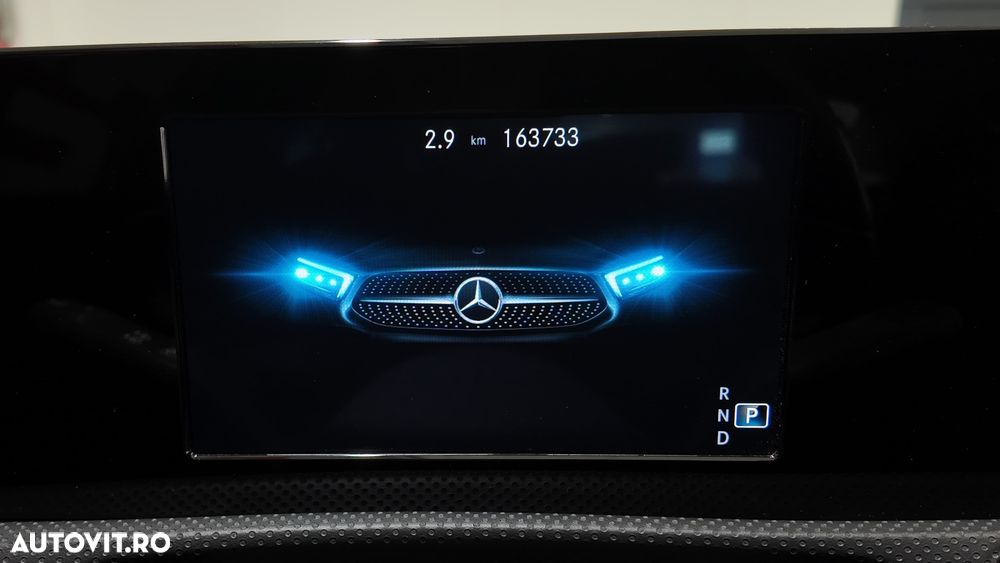 Mercedes-Benz CLA 220 d 4MATIC Coupe Aut. - 24