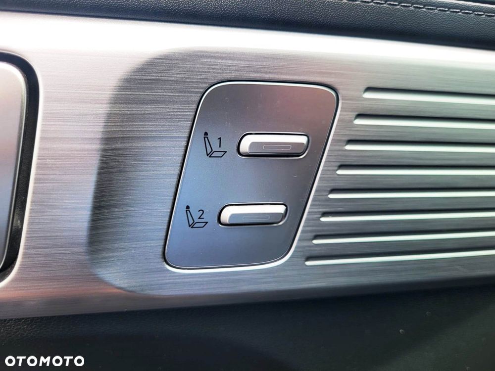 Hyundai Santa Fe 1.6 HEV 4WD SEVEN Signature - 28