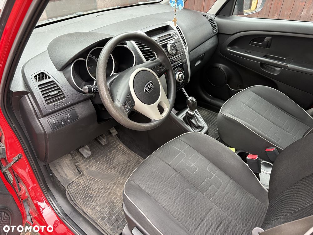 Kia Venga 1.4 CRDi M - 7
