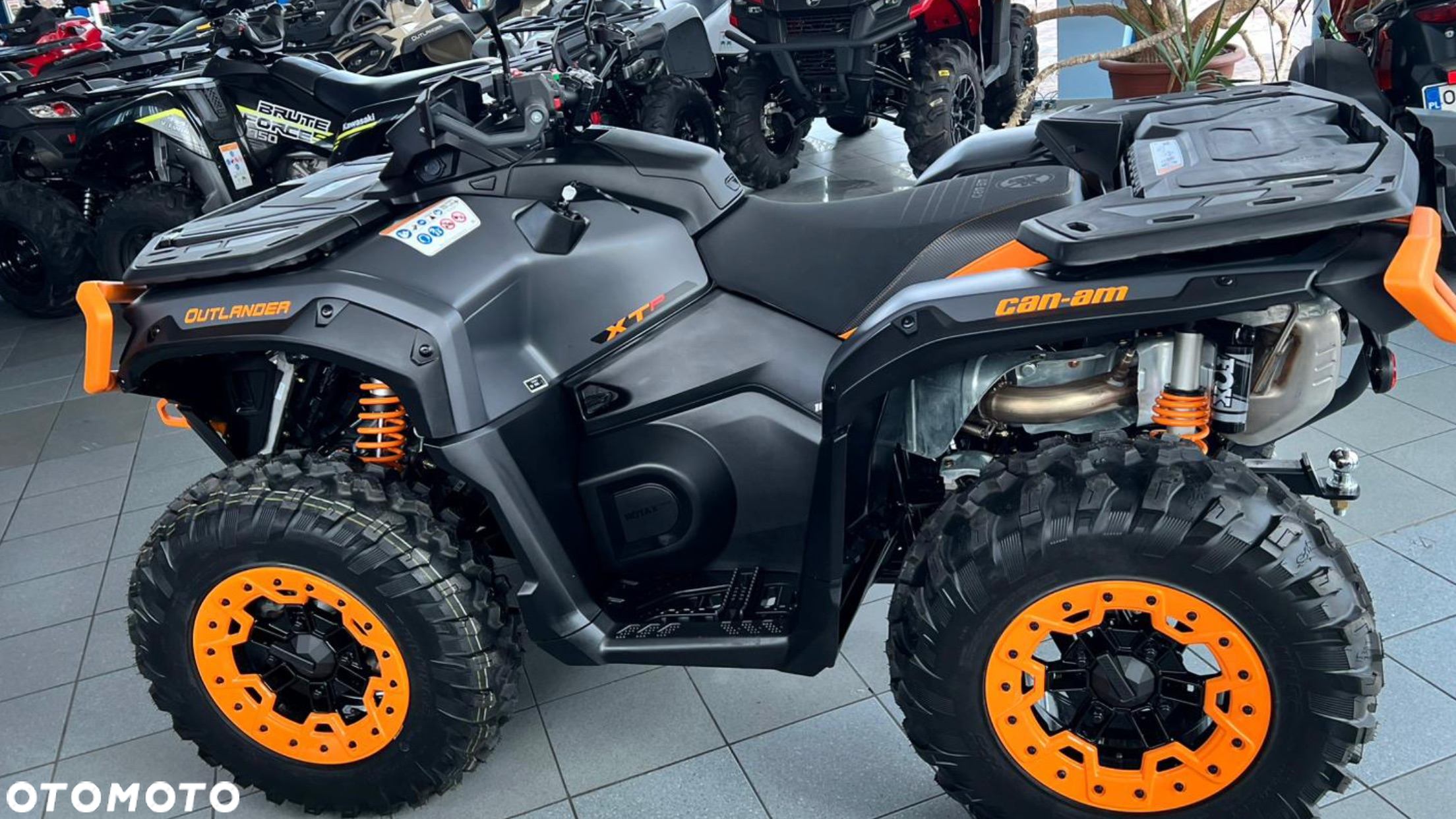 Can-Am Outlander - 8