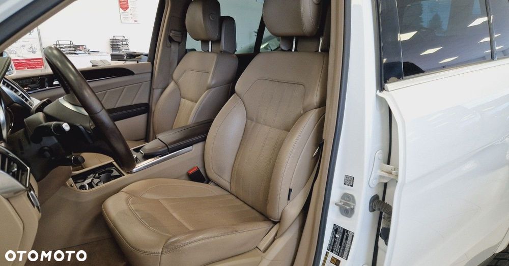 Mercedes-Benz GL - 9