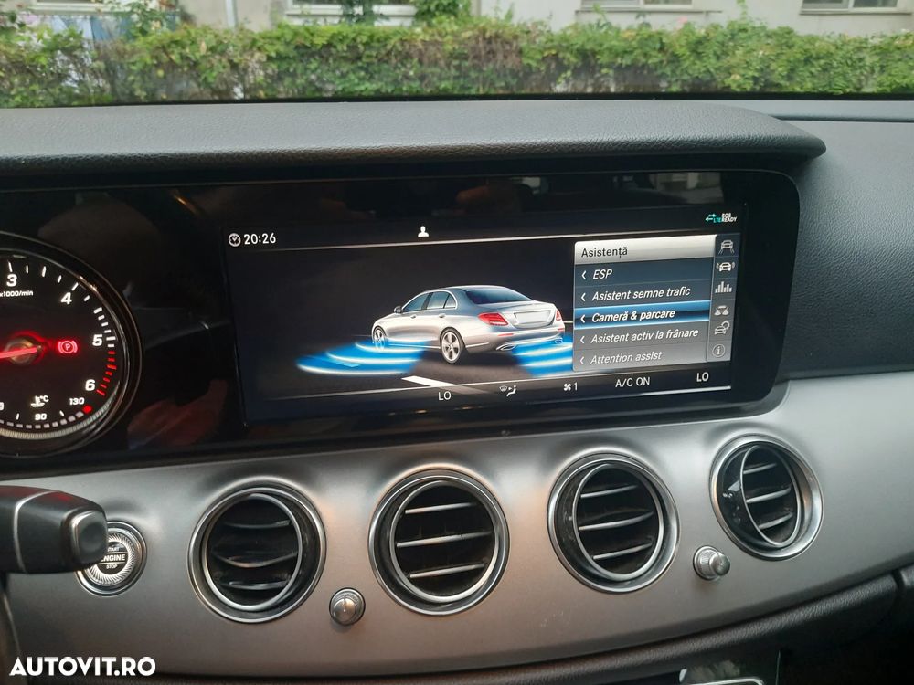 Mercedes-Benz E - 10