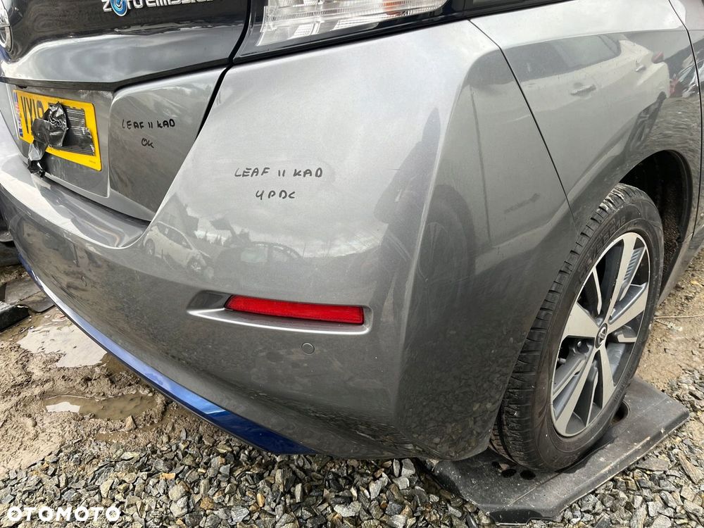 ZDERZAK TYŁ NISSAN LEAF ZE1 II 2 KOLOR KAD 4 PDC - 2