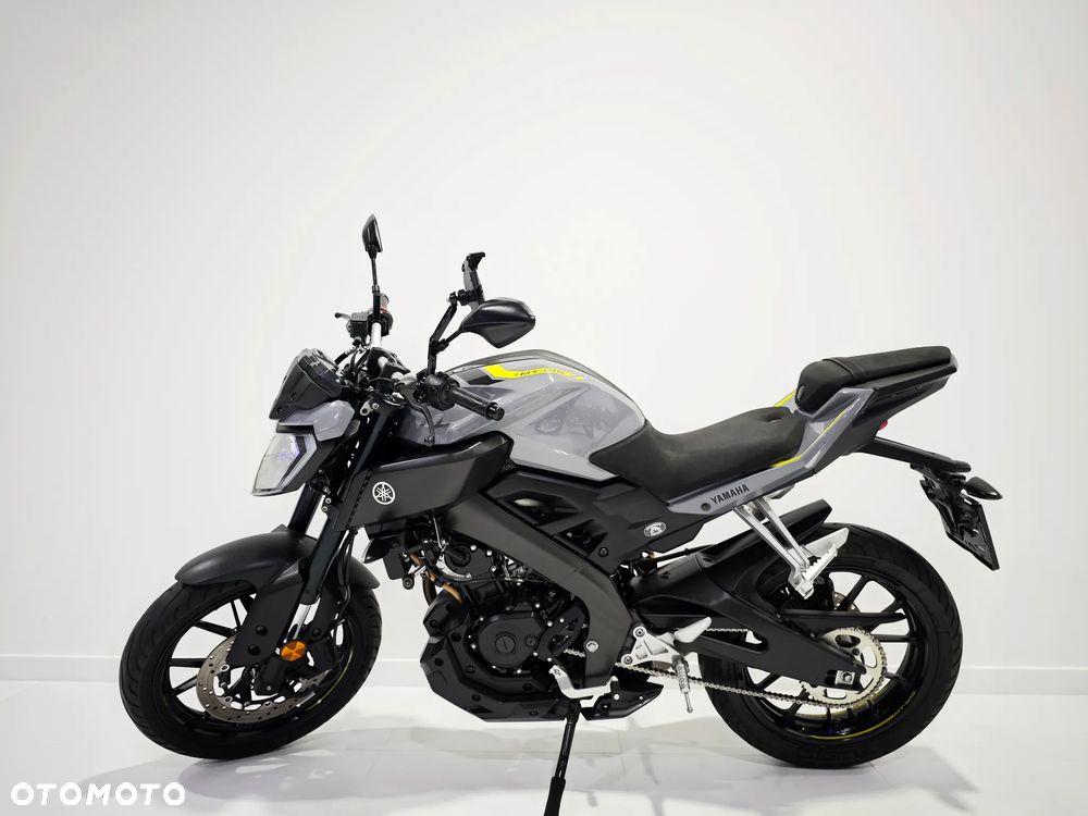 Yamaha MT - 3