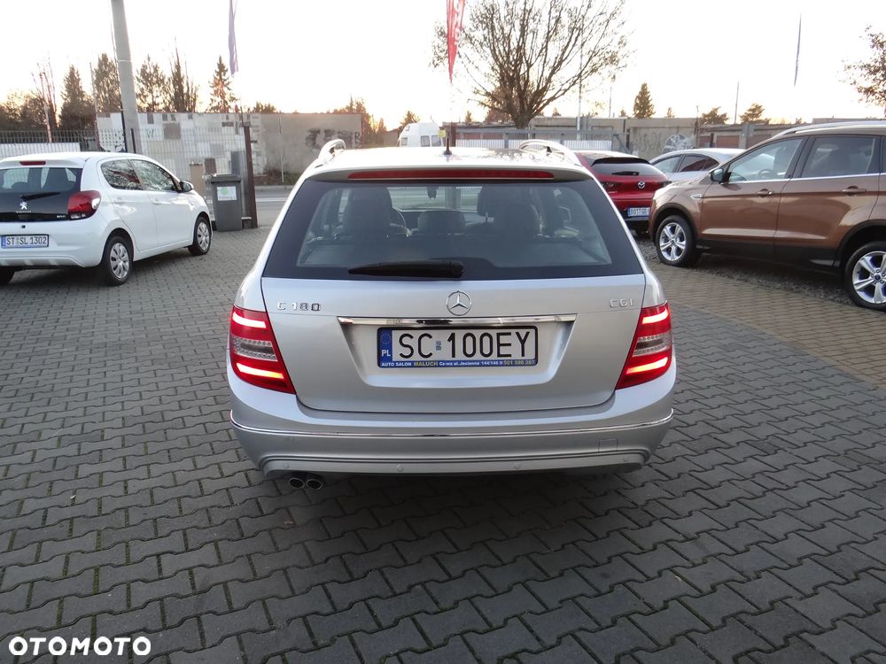 Mercedes-Benz Klasa C 180 CGI BlueEff Avantgarde - 7