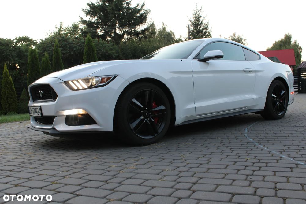 Ford Mustang 2.3 Eco Boost - 1
