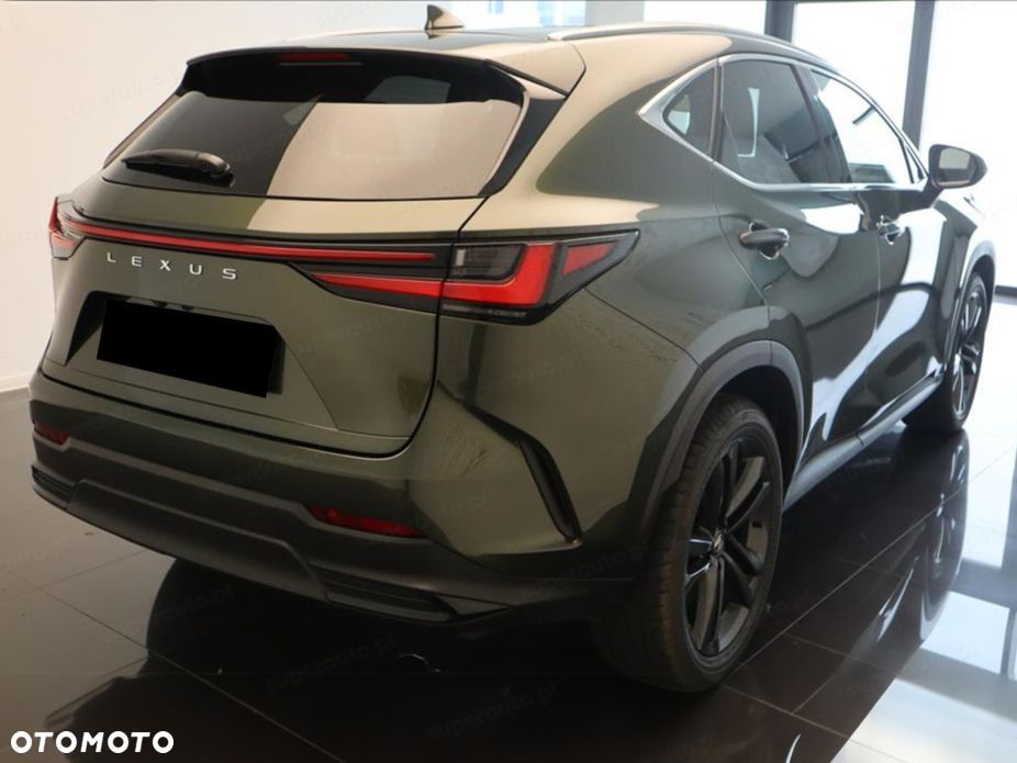 Lexus NX - 3