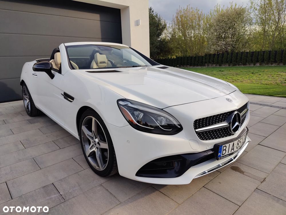 Mercedes-Benz SLC 300 9G-TRONIC - 1