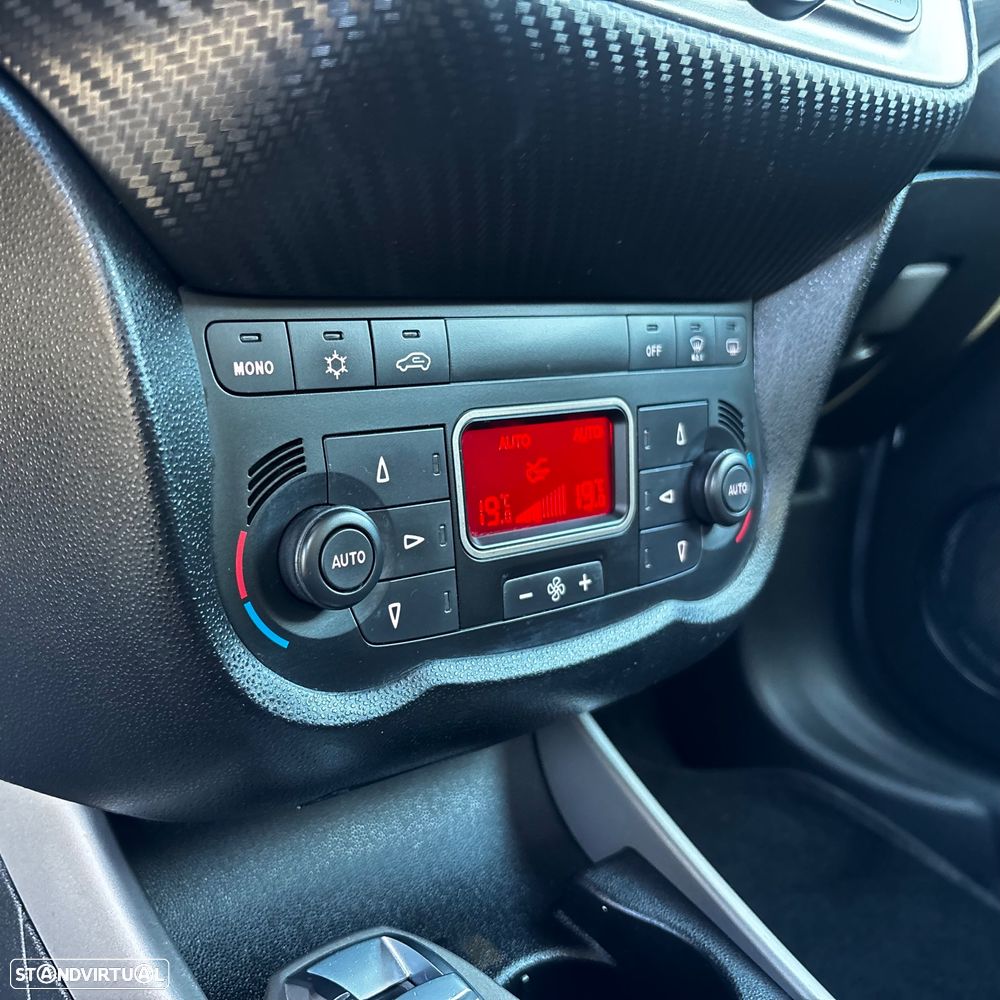 Alfa Romeo MiTo 1.3 JTDM - 11