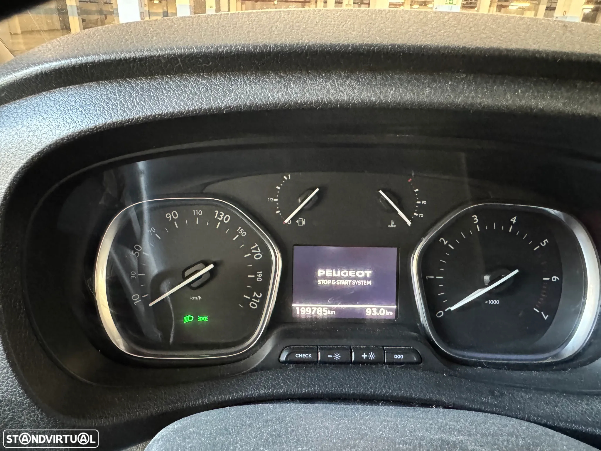 Peugeot EXPERT LONG 2.0 HDI - 17