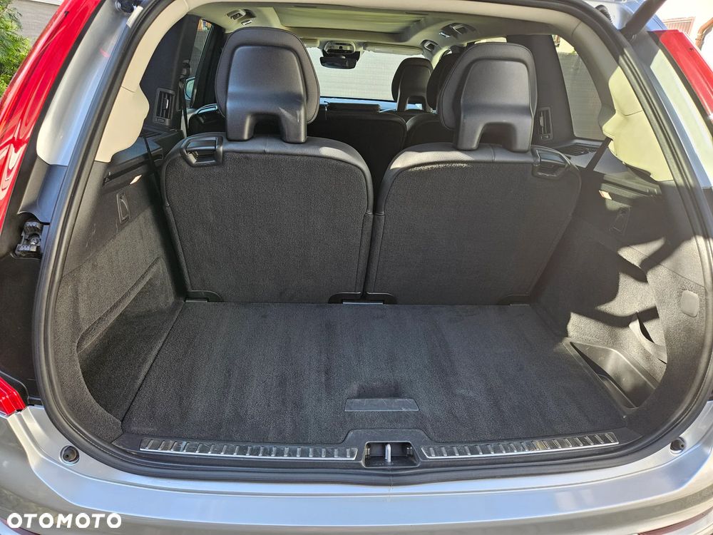 Volvo XC 90 T6 AWD Momentum 7os - 17