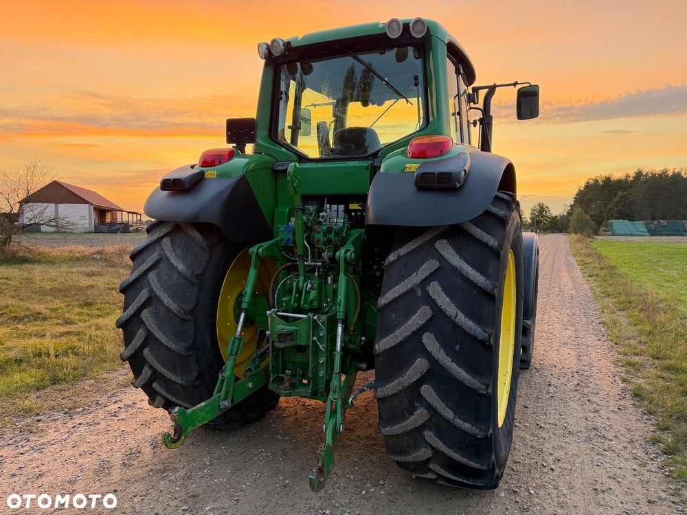 John Deere 7530 - 8