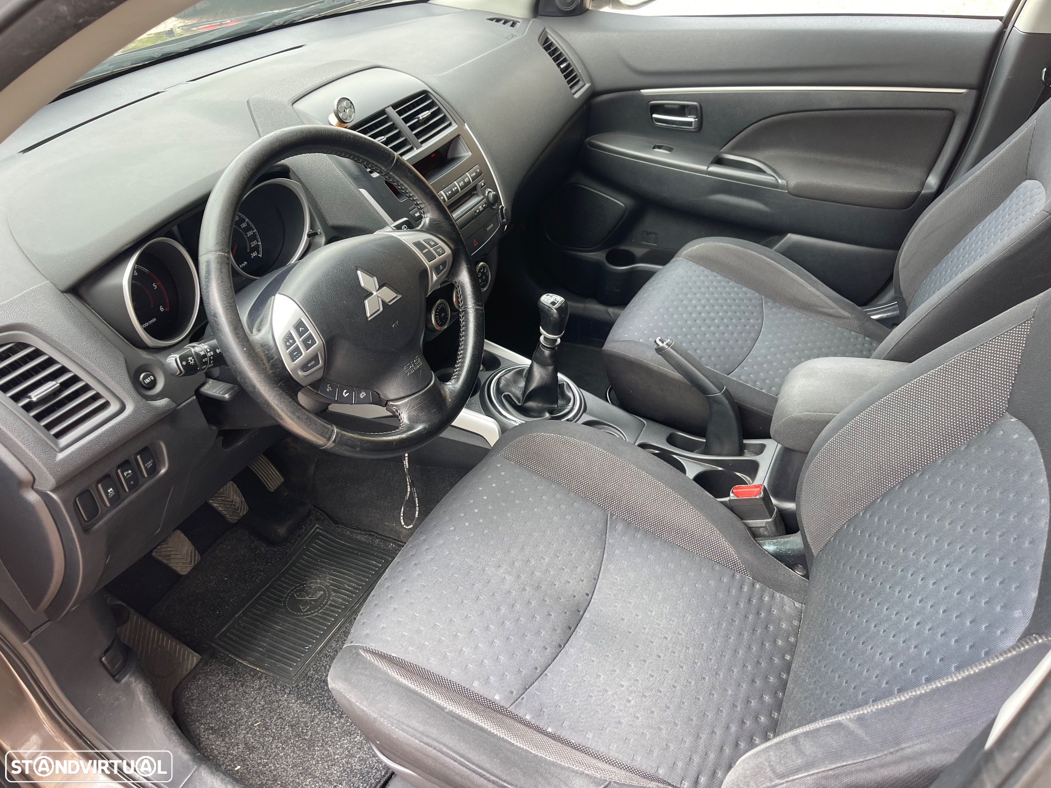 Mitsubishi ASX 1.8 DI-D Instyle - 6