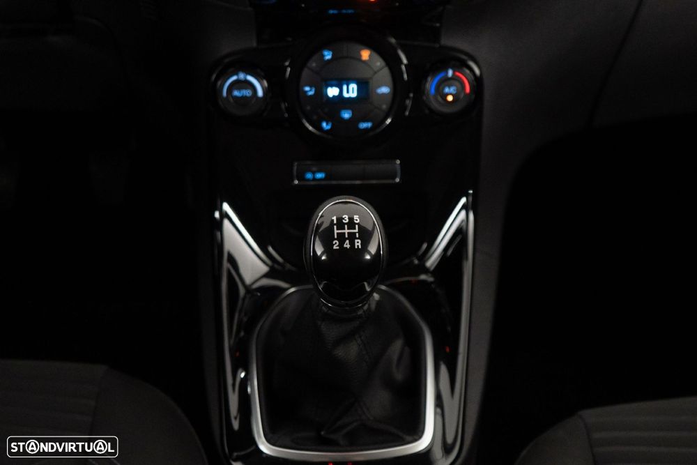 Ford Fiesta 1.0 EcoBoost Titanium - 20