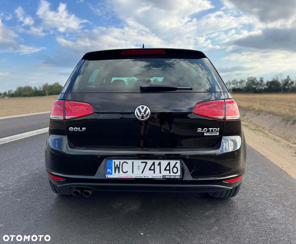 Volkswagen Golf - 11
