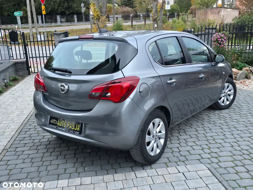 Opel Corsa 1.4 16V Cosmo - 10