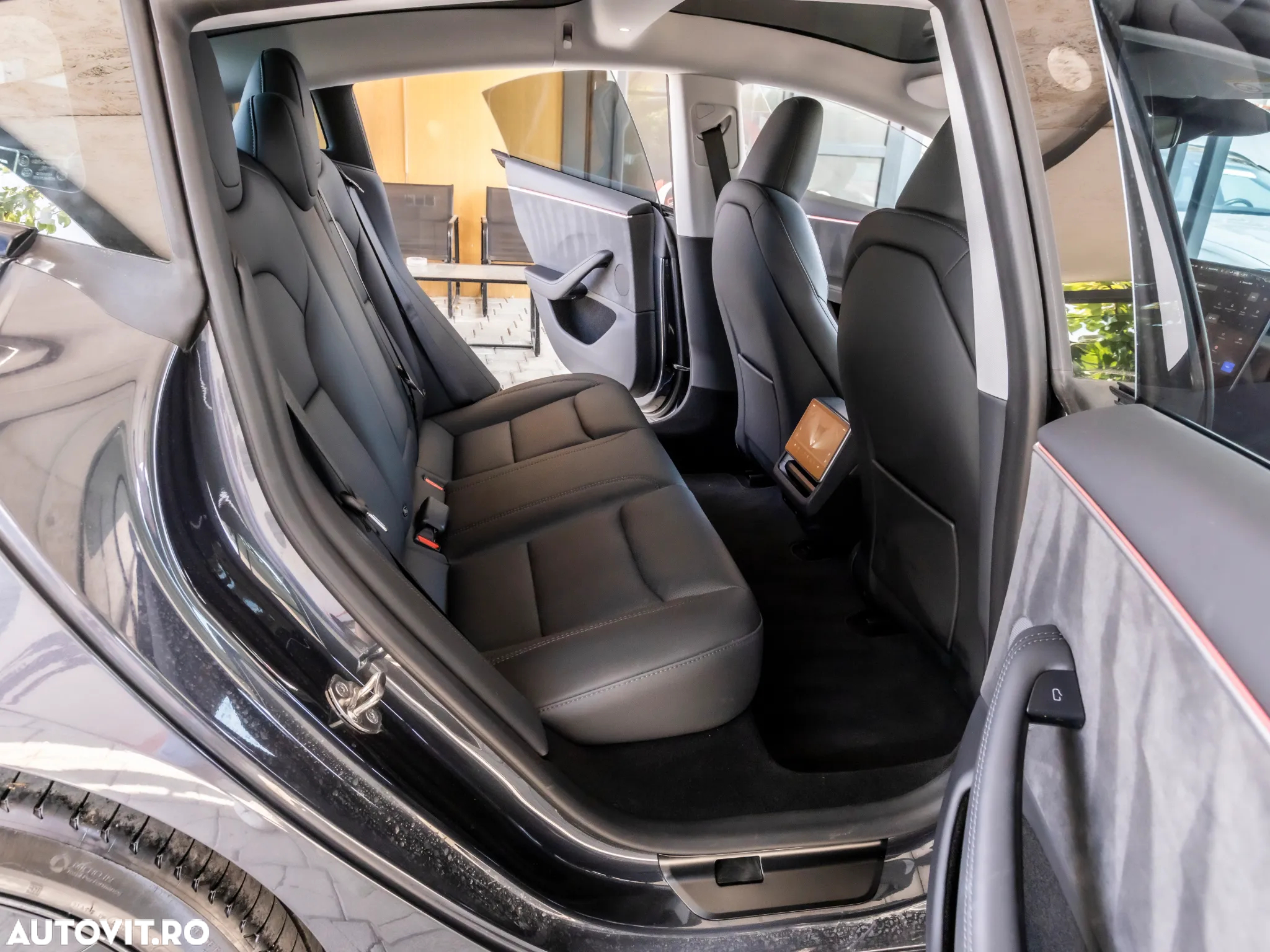 Tesla Model 3 AWD Long Range - 6
