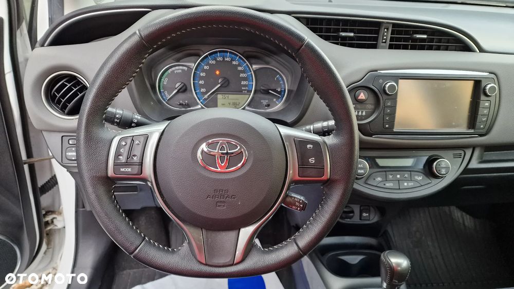 Toyota Yaris 1.5 VVT-i - 25