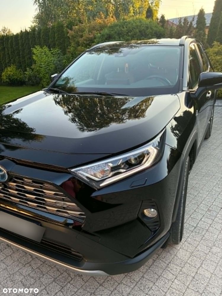 Toyota RAV4 - 6